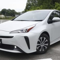 踏み間違い防止機能を強化 トヨタのプリウス