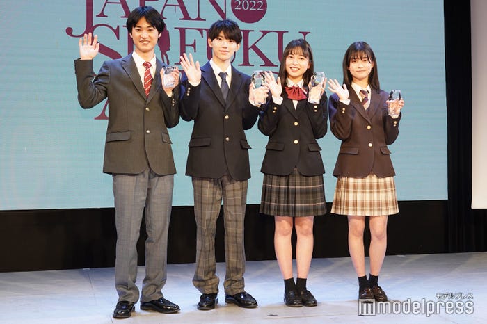 (左から)大迫一吹さん、明石光輝さん、織田ひまりさん、高橋薫未さん (C)モデルプレス