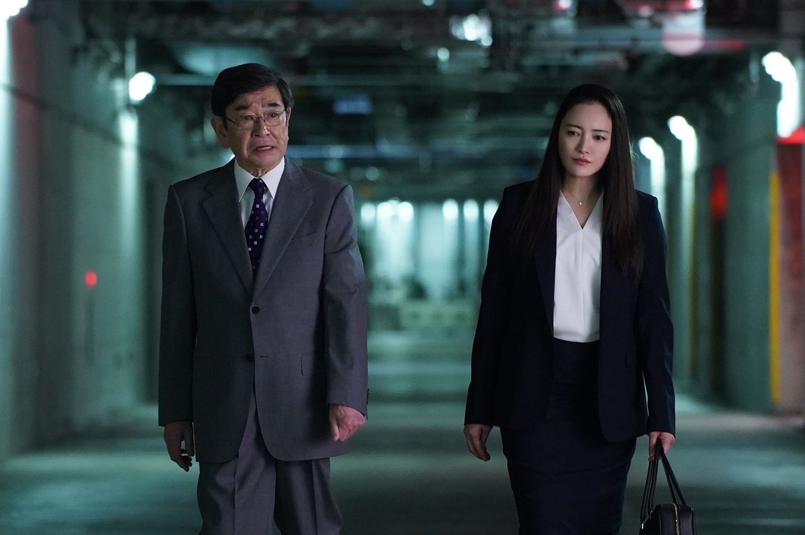 石坂浩二、仲間由紀恵「相棒season22」第1話より（C）テレビ朝日