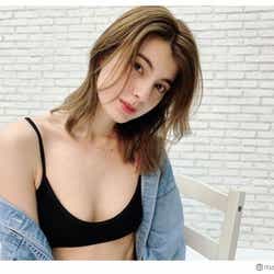 モデルプレス - マギー、大胆肌見せショットに「透明感すごい」「見惚れる」の声