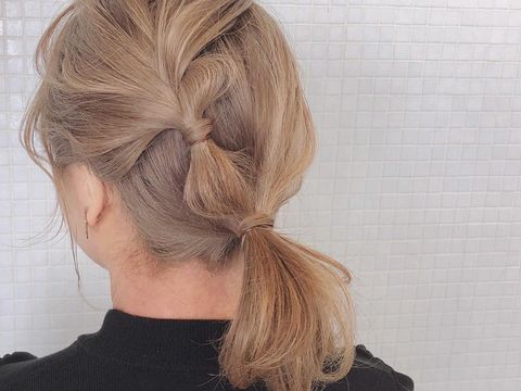 大人女性のポニーテールスタイル15選 後ろ姿までおしゃれに魅せよう モデルプレス 大人女性のポニーテールスタイル15選 後ろ姿までおしゃれに魅せよう モデルプレス