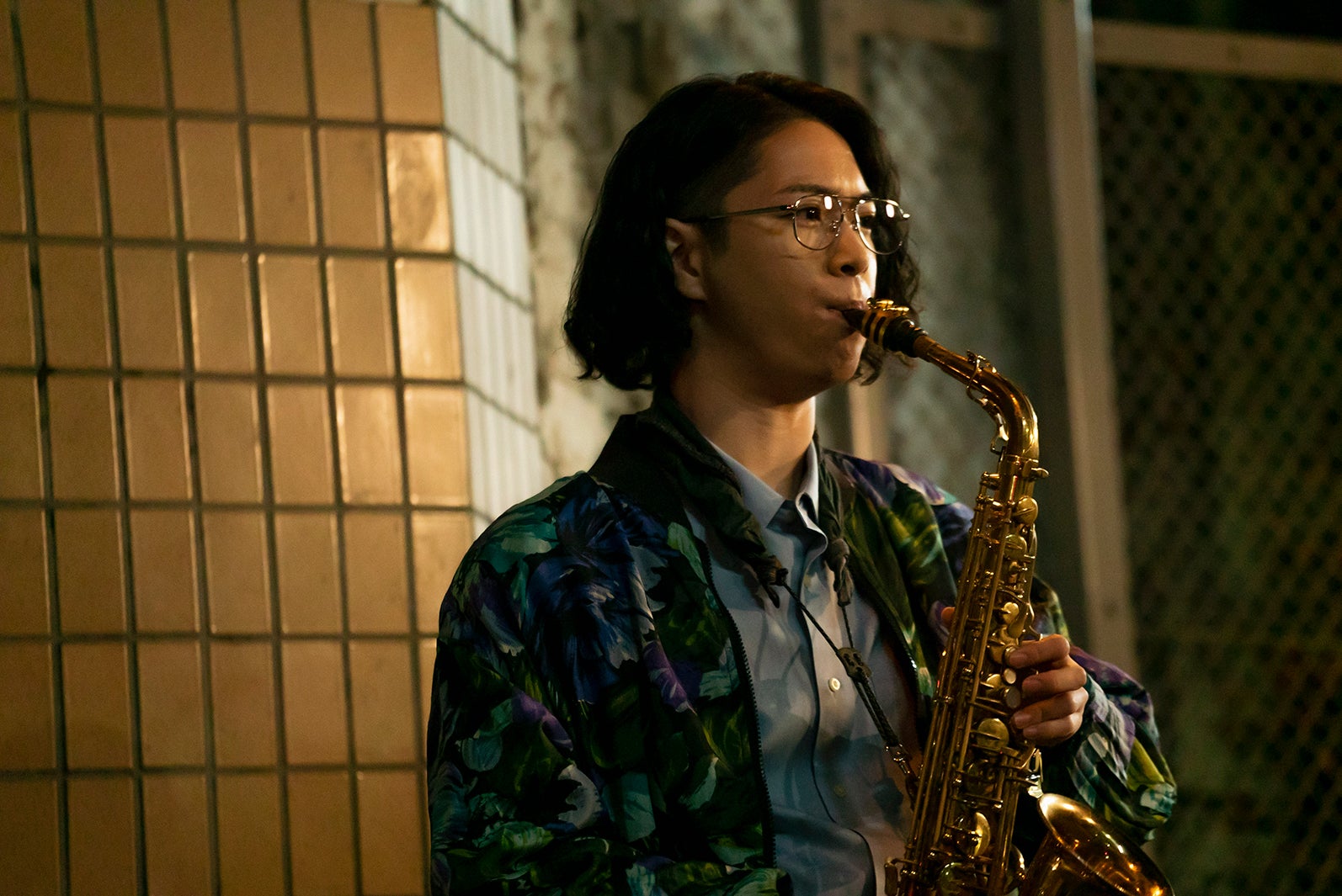 松丸契（C）「白鍵と黒鍵の間に」製作委員会