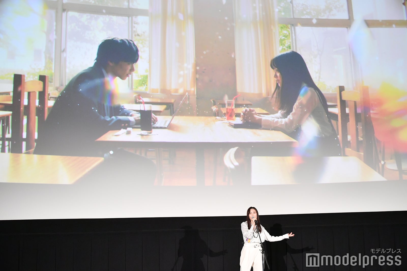 伶（C）モデルプレス