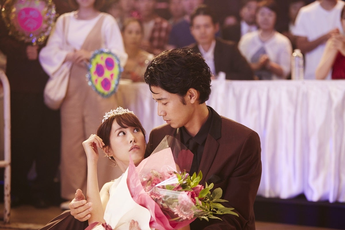 桐谷美玲、清原翔（C）2017 「リベンジgirl」製作委員会