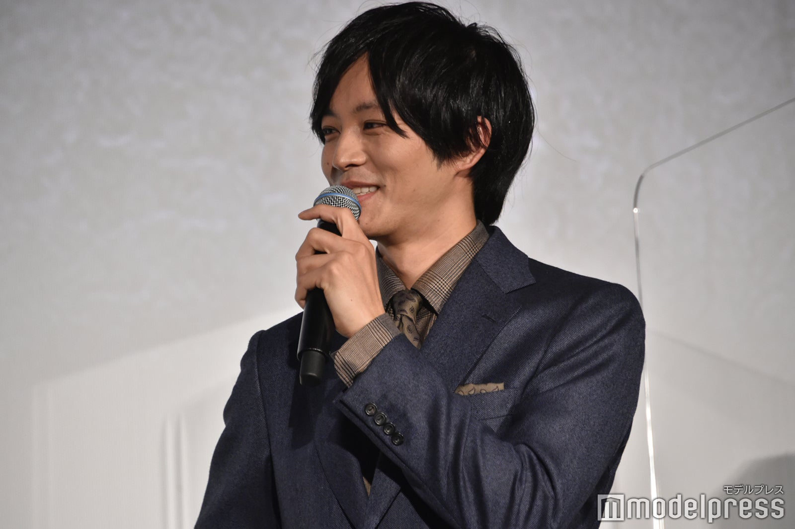 セル版★二宮和也★松坂桃李『ラーゲリより愛を込めて』 通常版★Blu-ray Amazon.co.jp: ラーゲリより愛を込めて 通常版 [Blu-ray] : 二宮