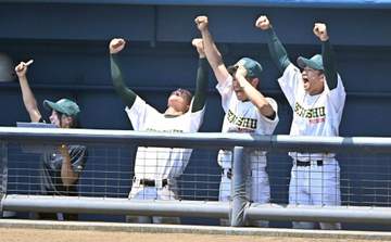 専大松戸 センバツ4強唯一残った “V候補対決”市船橋に逆転勝利で4強 エース門倉「自分たちの野球すれば勝てる」