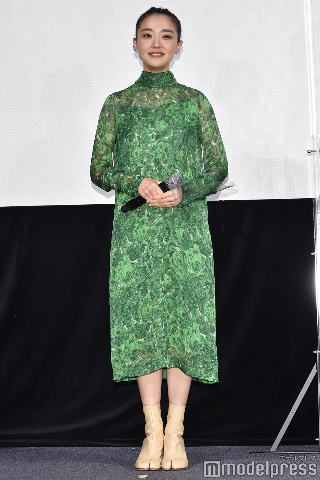 奈緒（C）モデルプレス