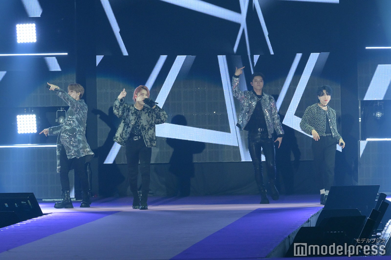 （C）モデルプレス