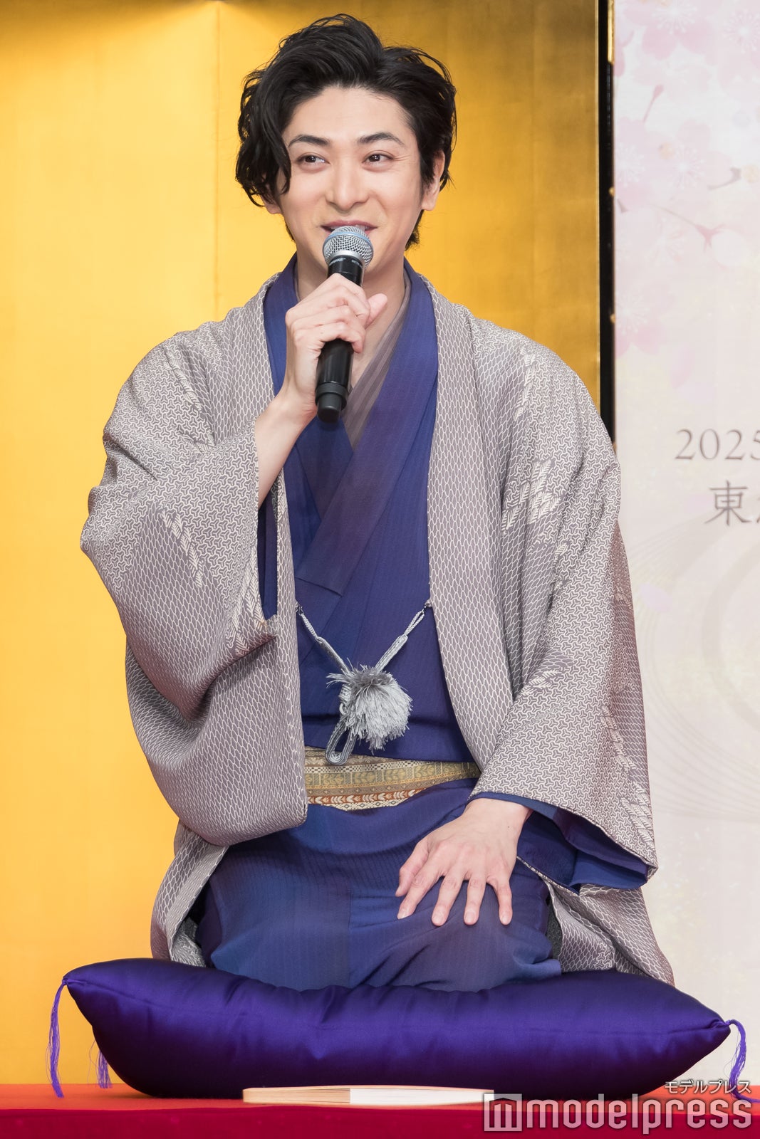 落語を披露する古川雄大（C）モデルプレス