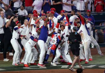 WBC 打つだけじゃないドミニカ共和国の凄さ 走塁＆ディフェンスでも韓国圧倒 本塁クロスプレー間に打者走者がソツなく 投手力＆二遊間の守備もすごっ！