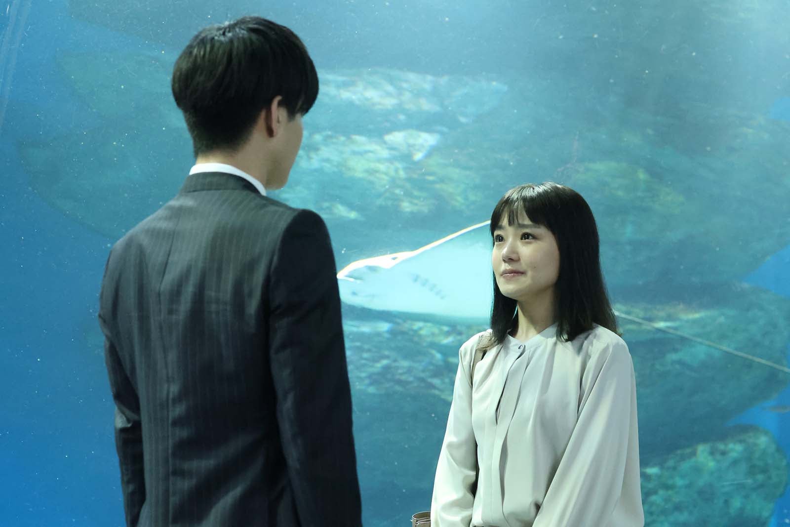 岩田剛典、奈緒「あなたがしてくれなくても」第10話より（C）フジテレビ