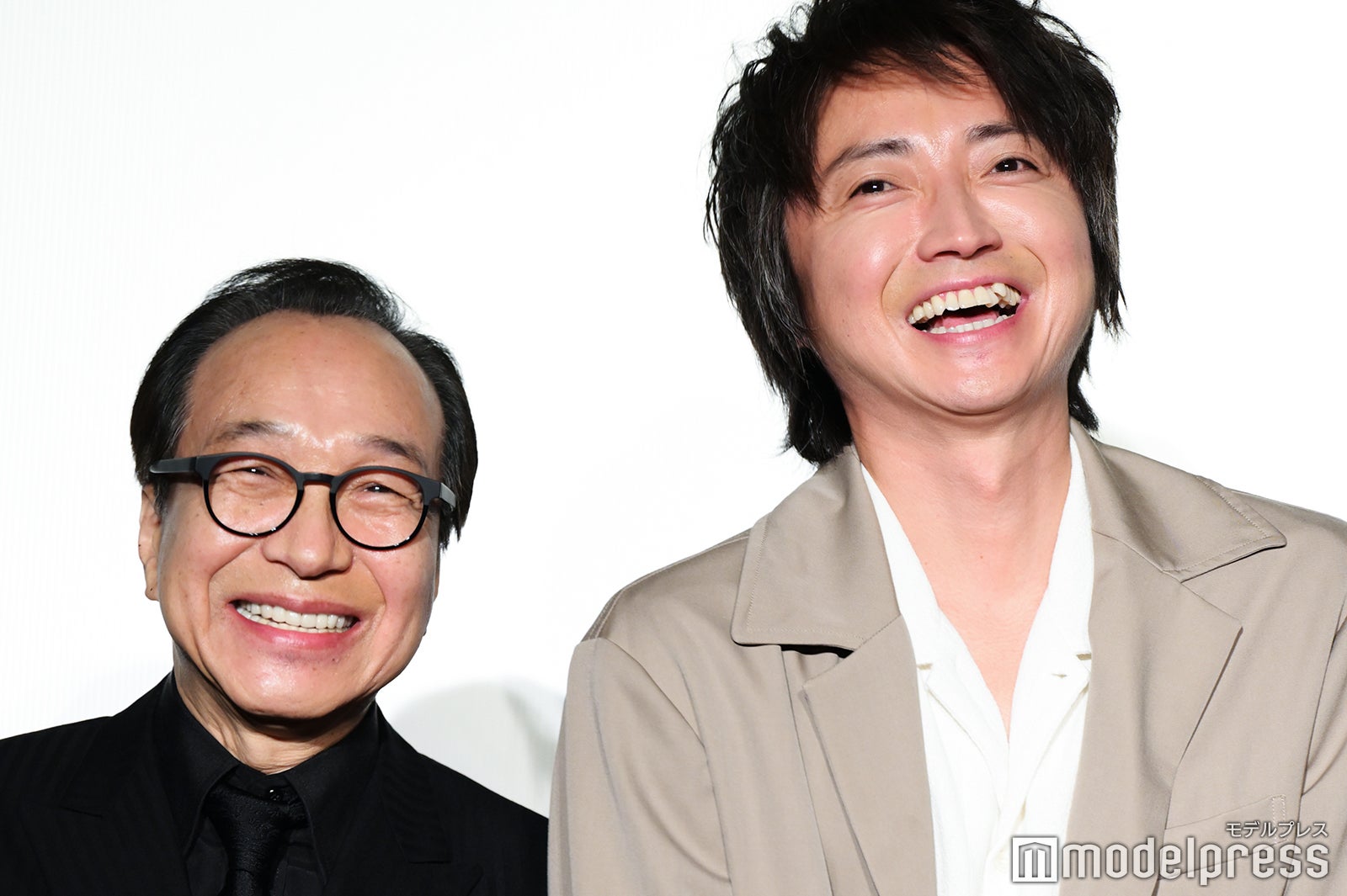 小日向文世、藤原竜也（C）モデルプレス