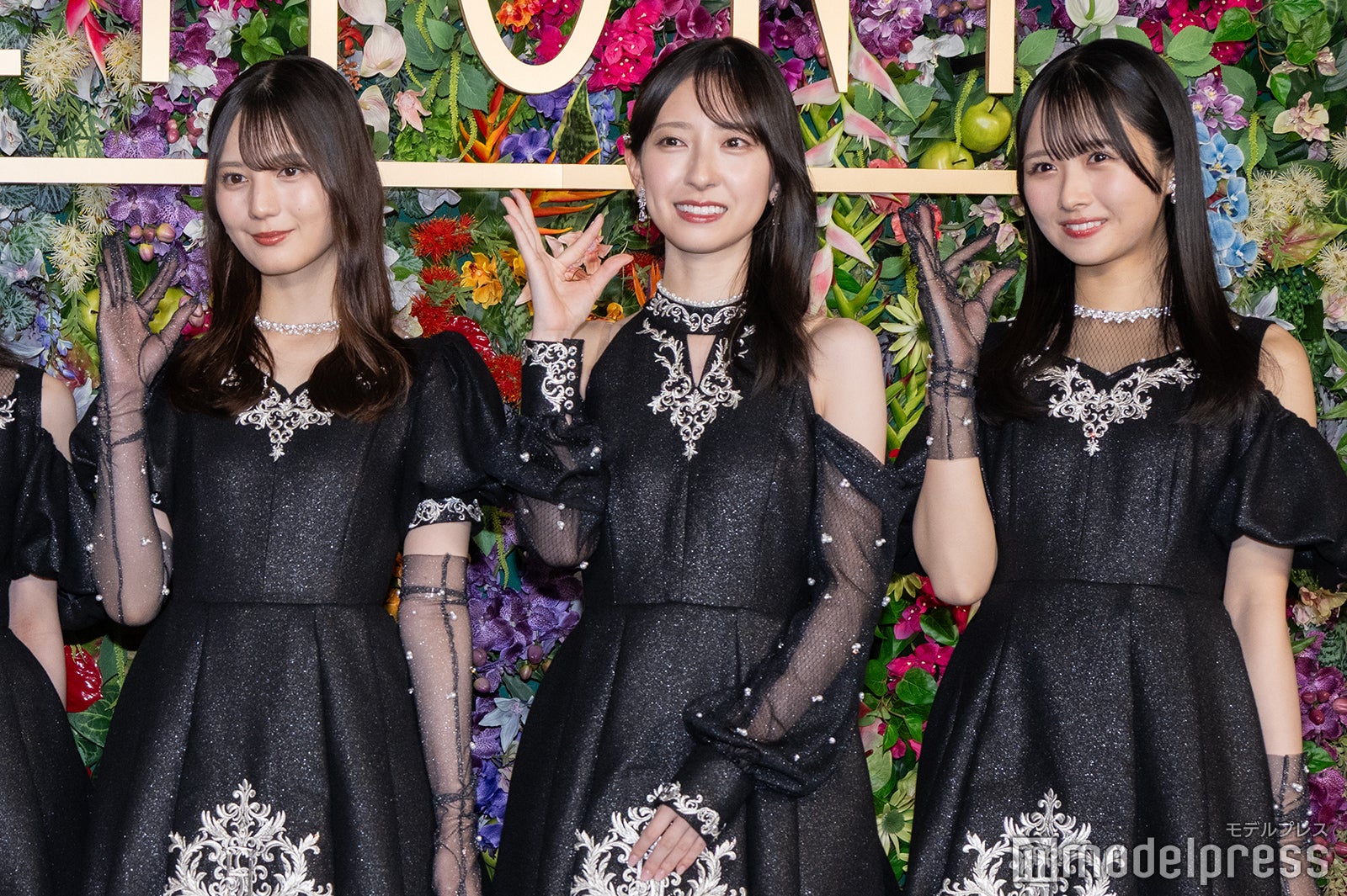画像89/116) ミセス、植物モチーフ衣装で主催イベントに華やか