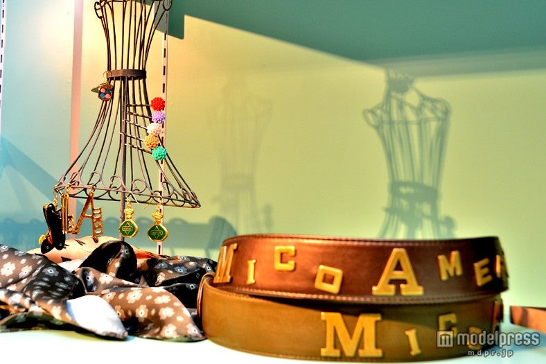 「MiCOAMERi」展示会風景