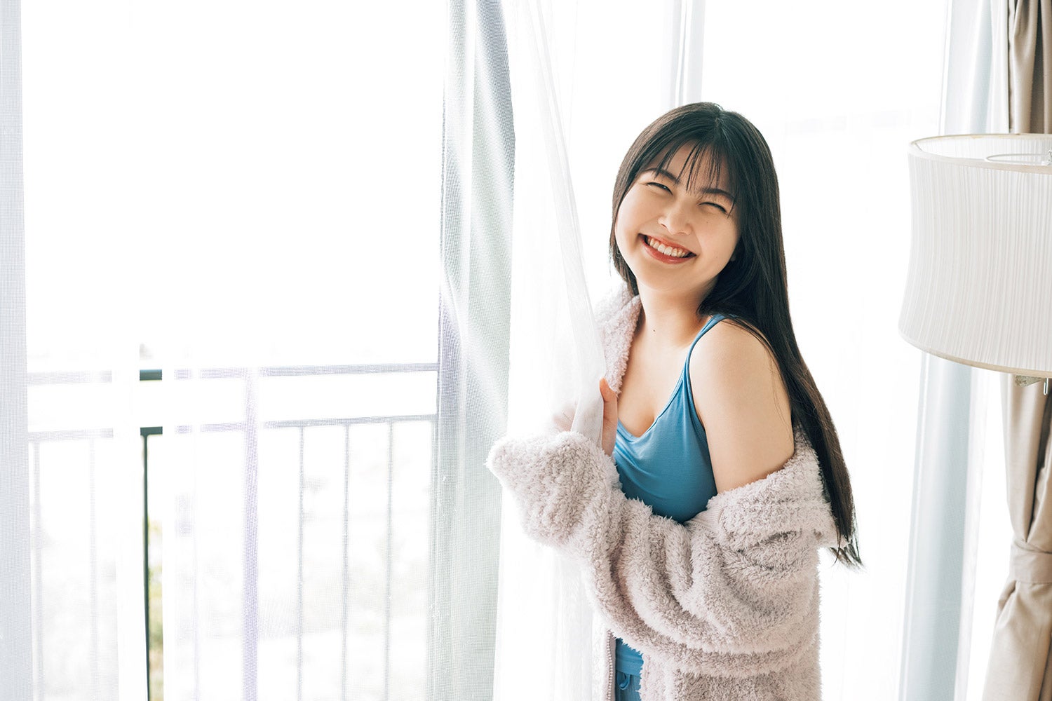 岡村美波 ファースト写真集「Miimi」より／撮影：下田直樹