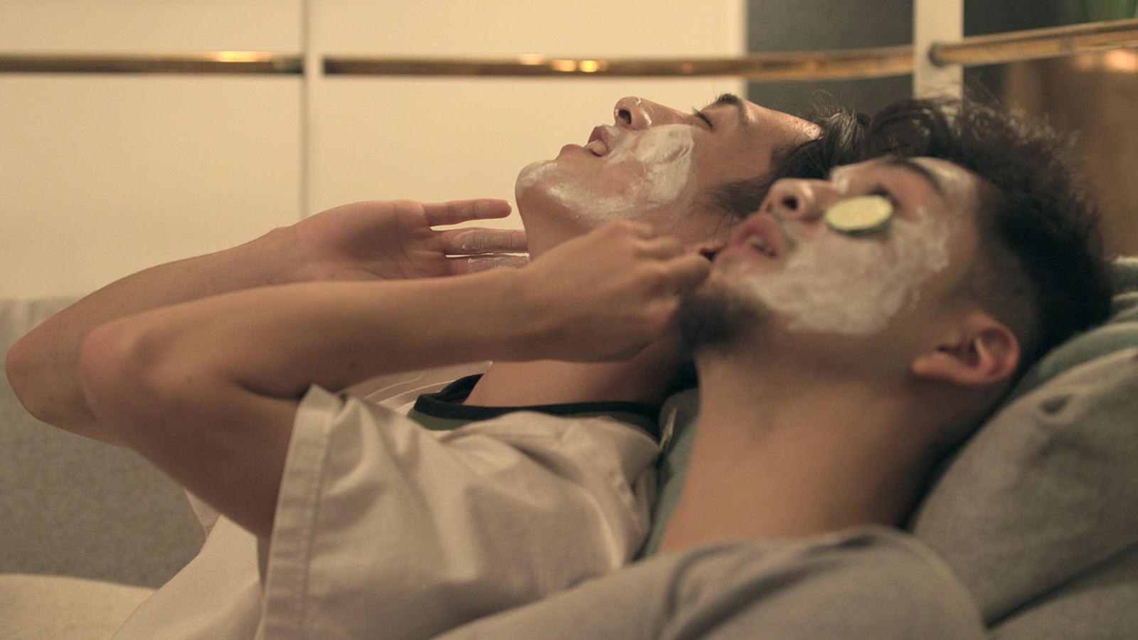 流佳、凌「TERRACE HOUSE TOKYO 2019-2020」21st WEEK（C）フジテレビ／イースト・エンタテインメント