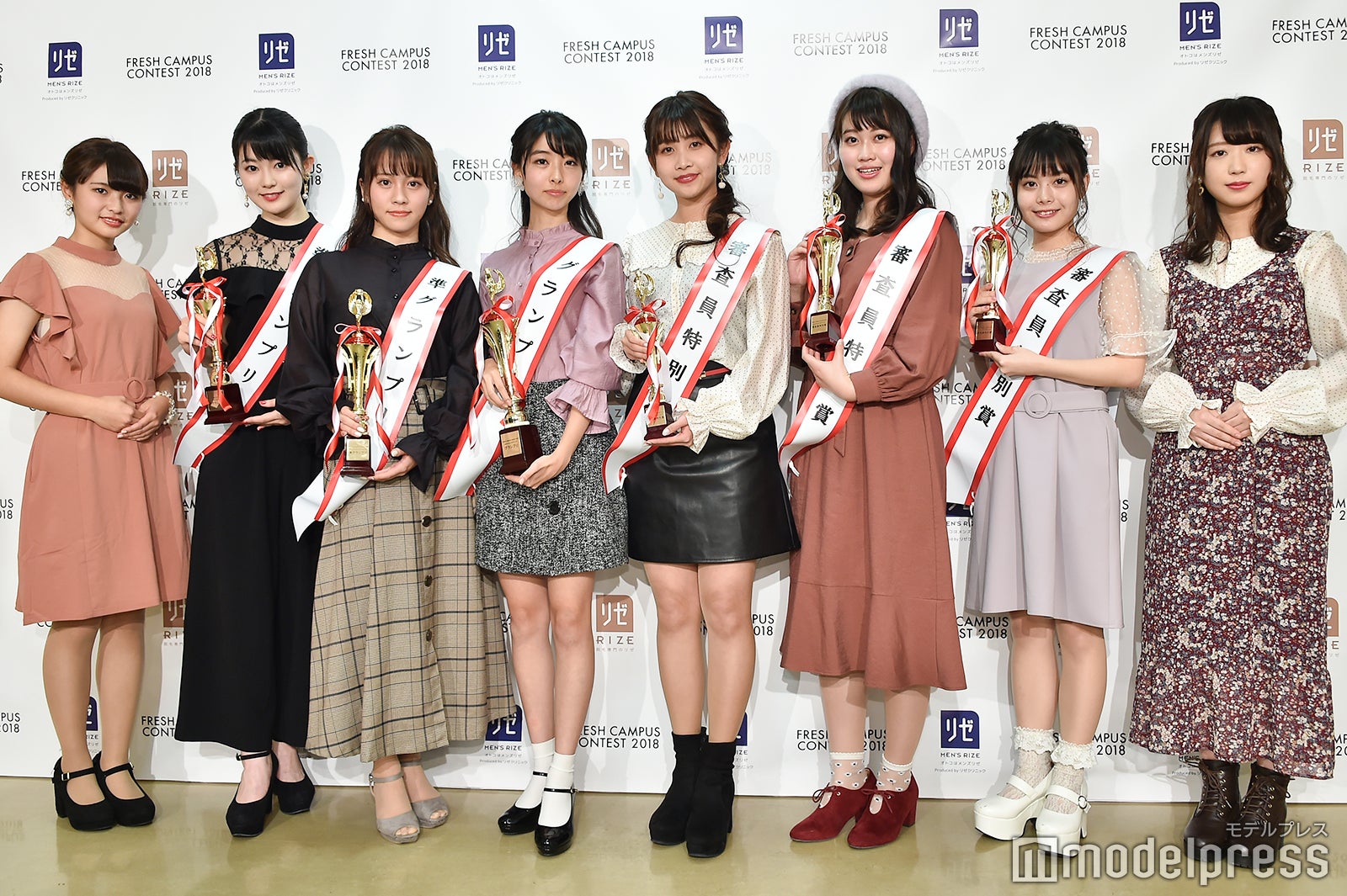 （C）モデルプレス