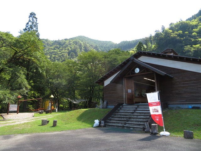 大自然にある秘密基地 奈良の山奥にある 子どもと行きたい おでかけスポット 女子旅プレス
