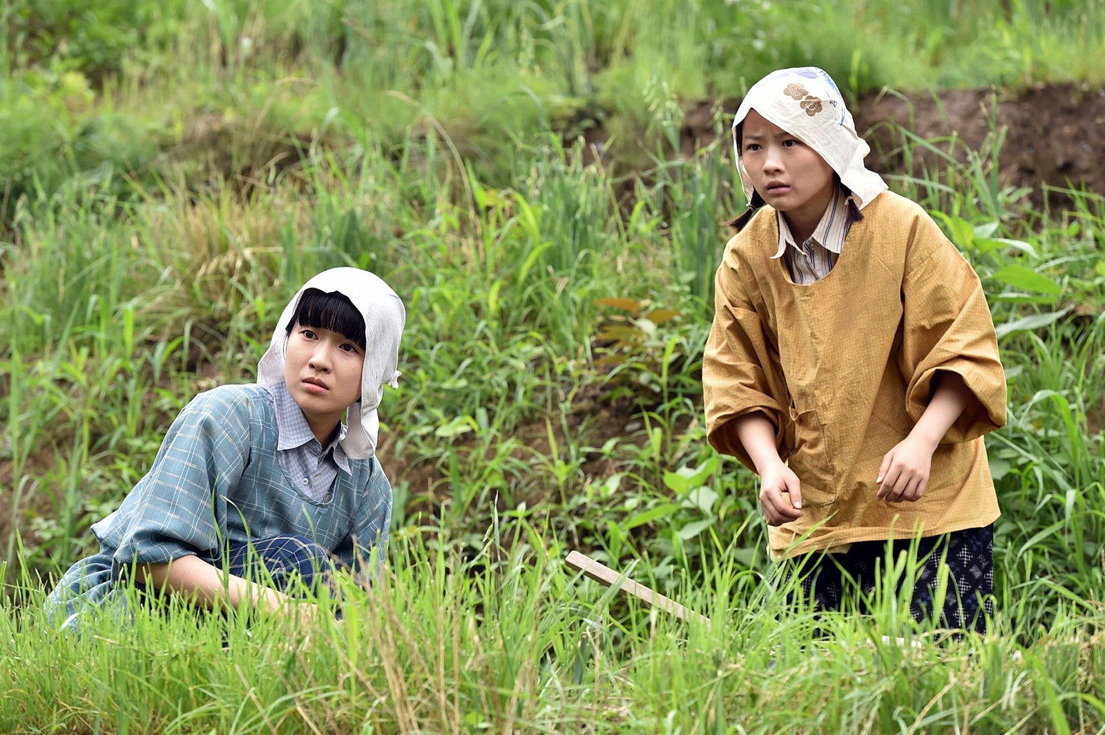 土村芳、伊藤沙莉