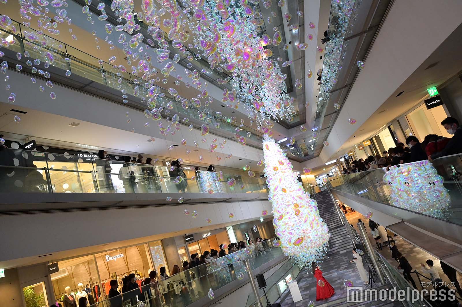 表参道ヒルズのイルミネーションの様子（C）モデルプレス