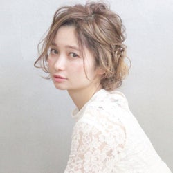 ショートヘアでも簡単にイメチェン ピンを使ったヘアアレンジを紹介 ショートヘアでも簡単にイメチェン ピンを使ったヘアアレンジを紹介