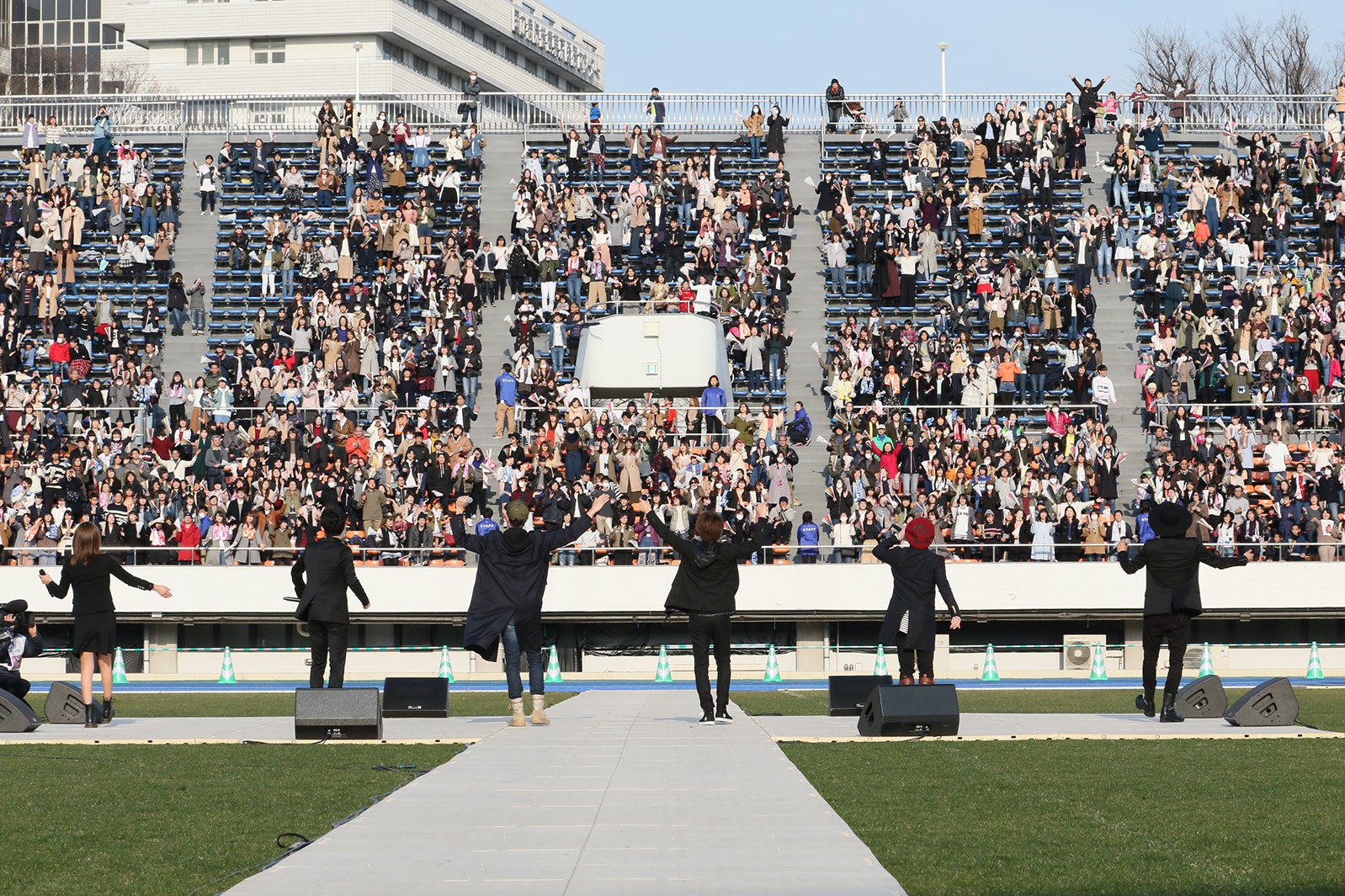パラ駅伝の様子（提供写真）