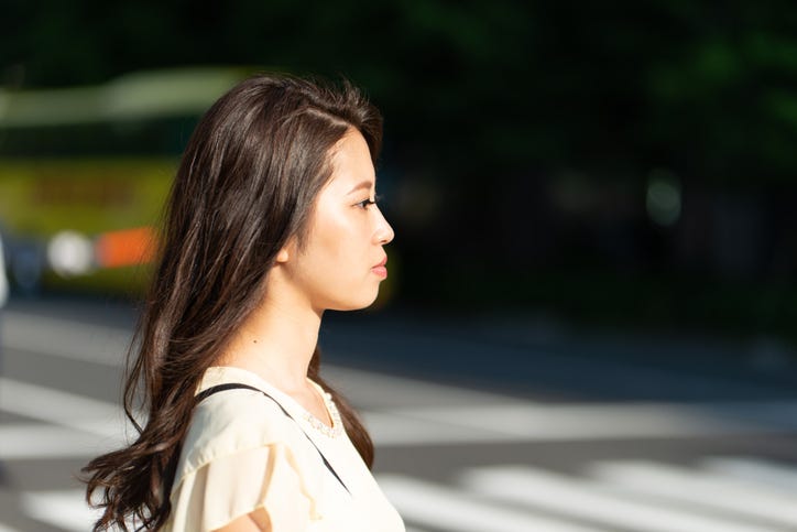 男性が恋愛相談するのを同性ではなく異性にするワケ