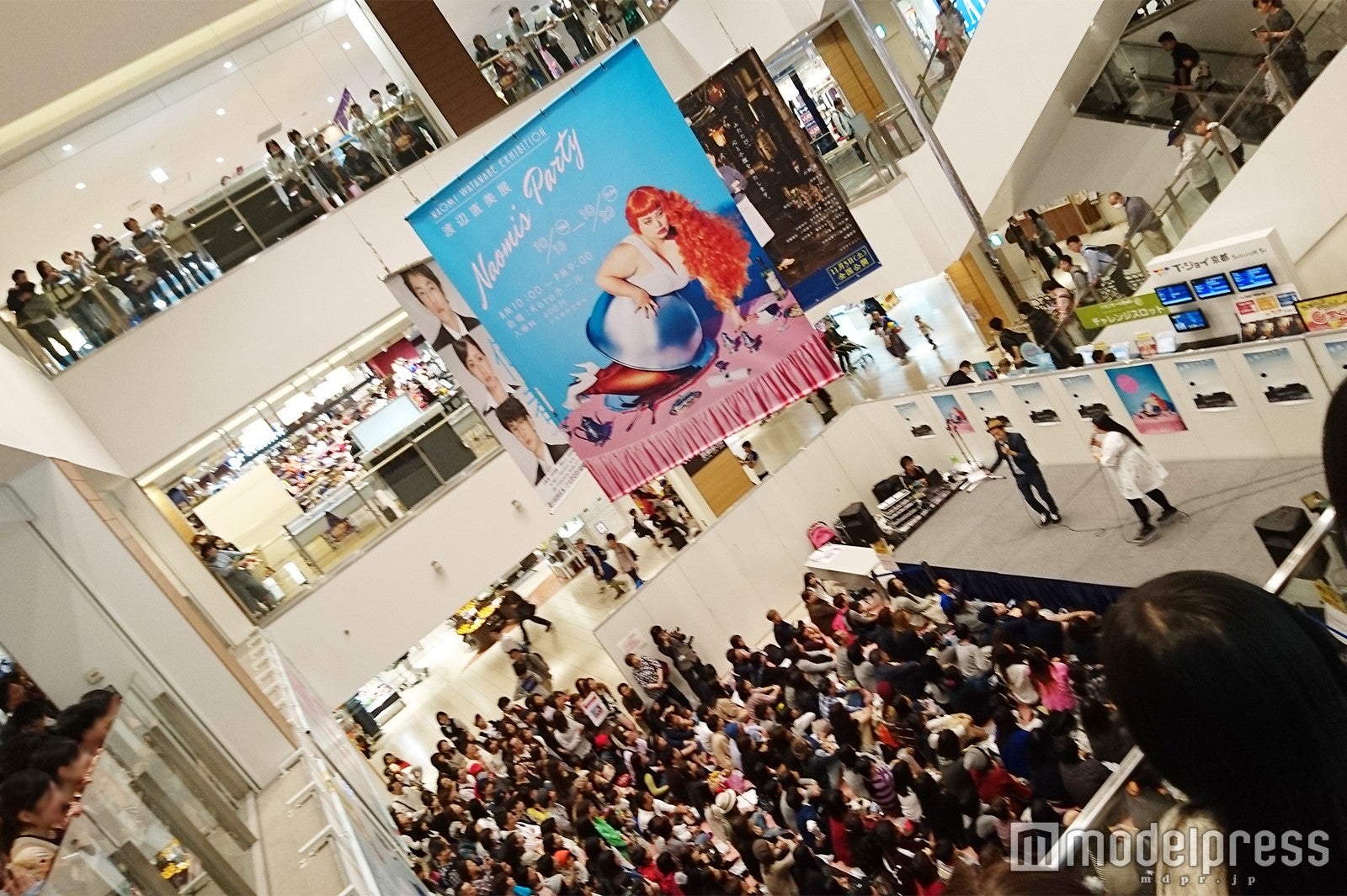 1200人が殺到／トークショーの様子（C）モデルプレス