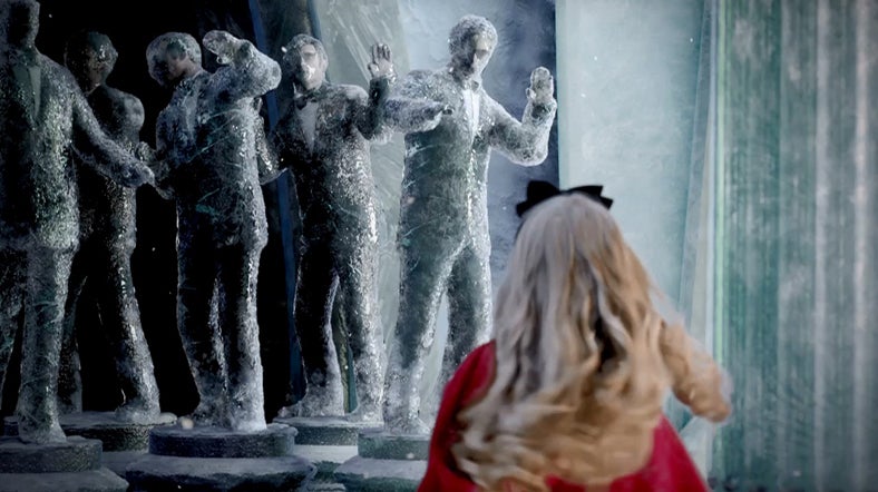 ショートムービー「私は冷たい女。～この夏冷たい魔法がかかる～」より