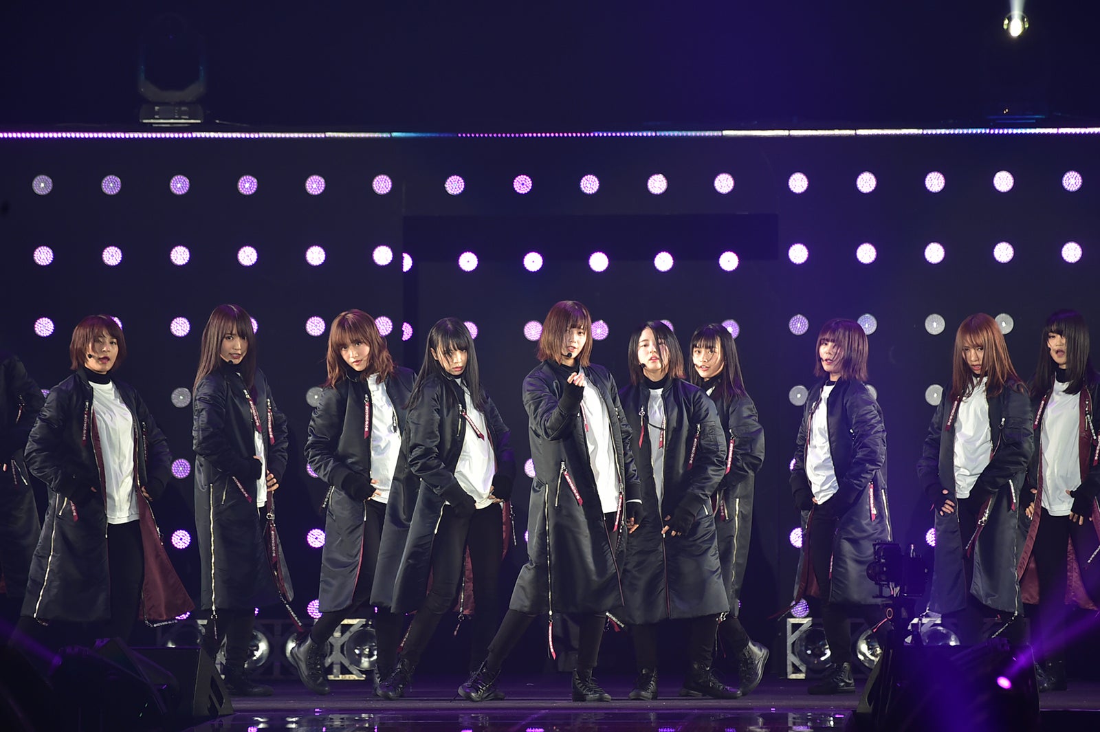 欅坂46「ガラスを割れ！」「避雷針」…迫力ステージで3万人圧倒「新しい