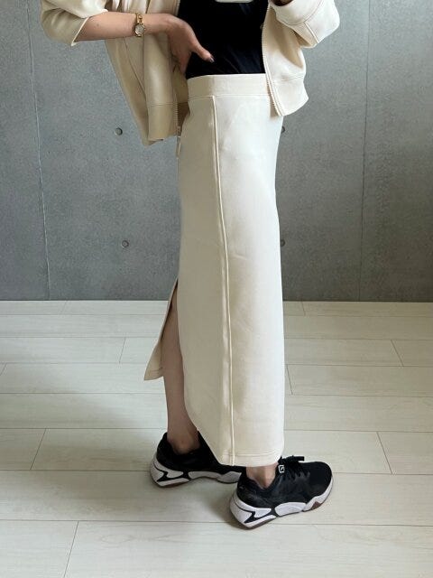 ユニクロ　ボトムス　スカート