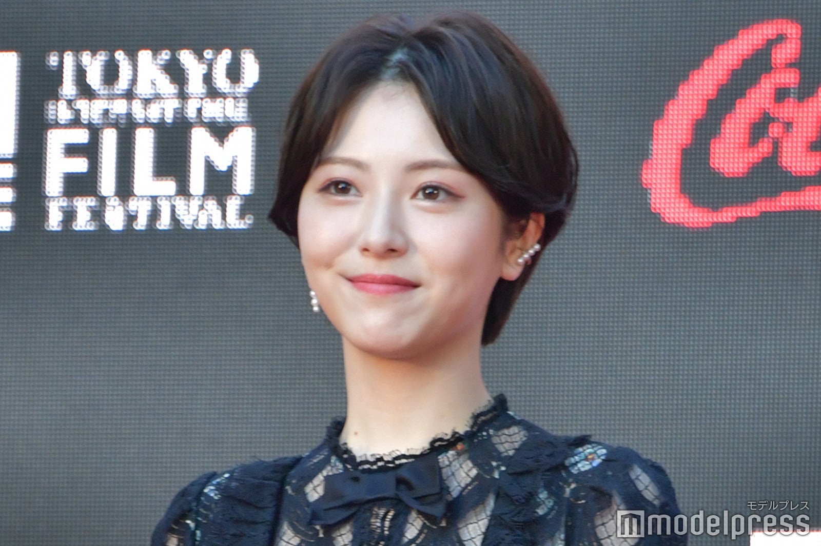 浜辺美波（C）モデルプレス