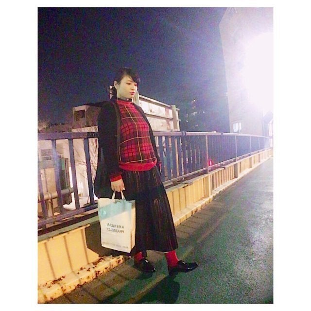 ポジティブカラーでぽっちゃり女子を魅力的に 柄もの キレイ色でおしゃれな着こなし7選 モデルプレス