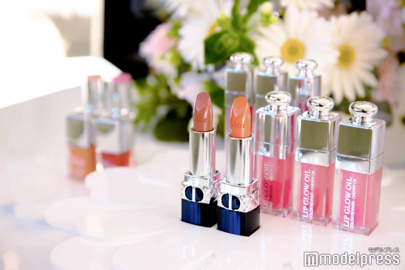 （C）モデルプレス