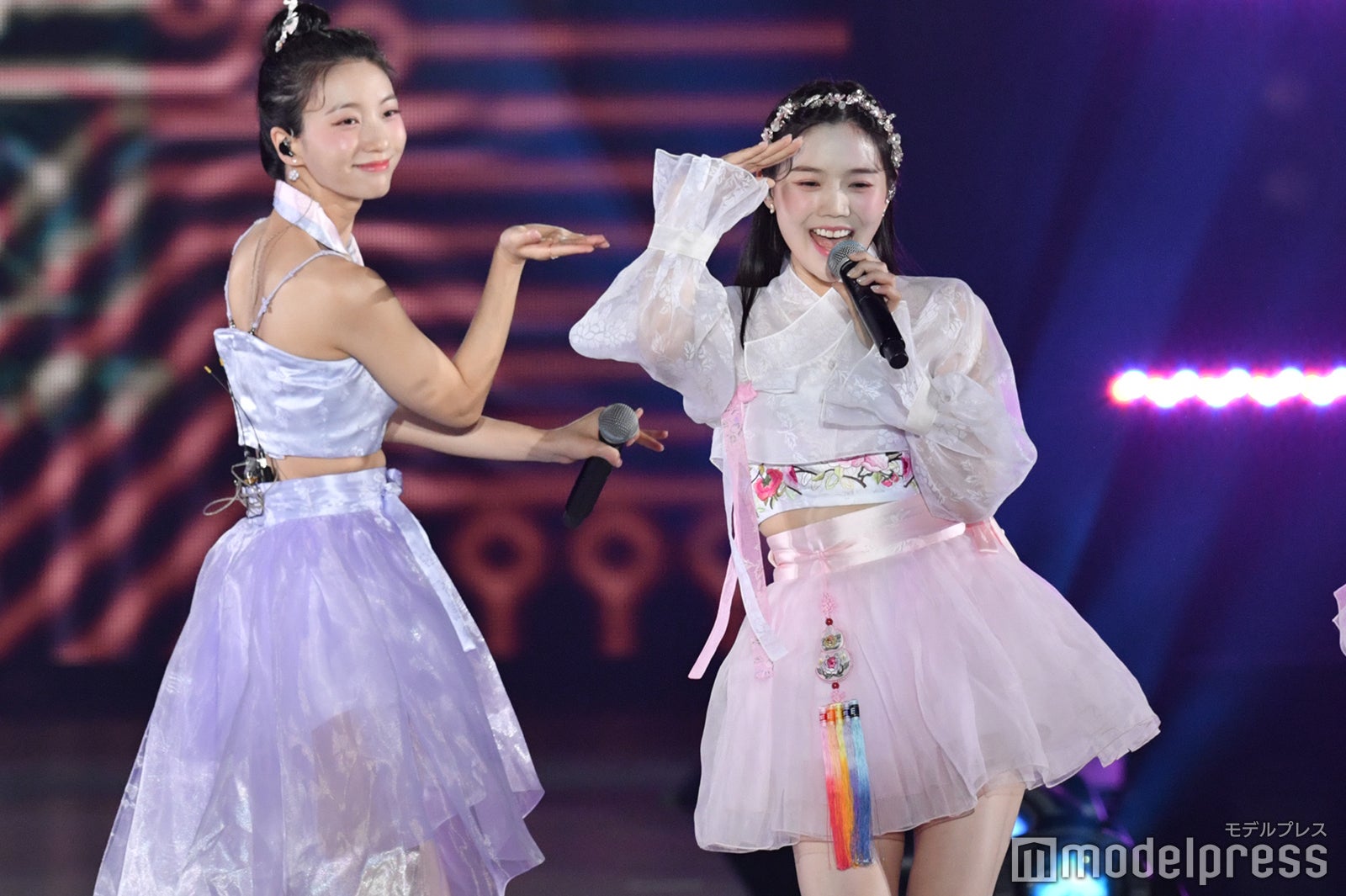 OH MY GIRL（C）モデルプレス