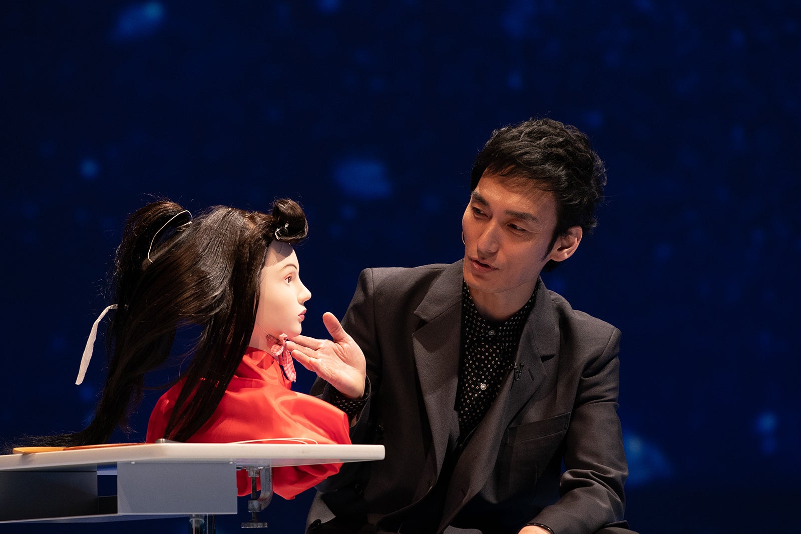 草なぎ剛（C）NHK