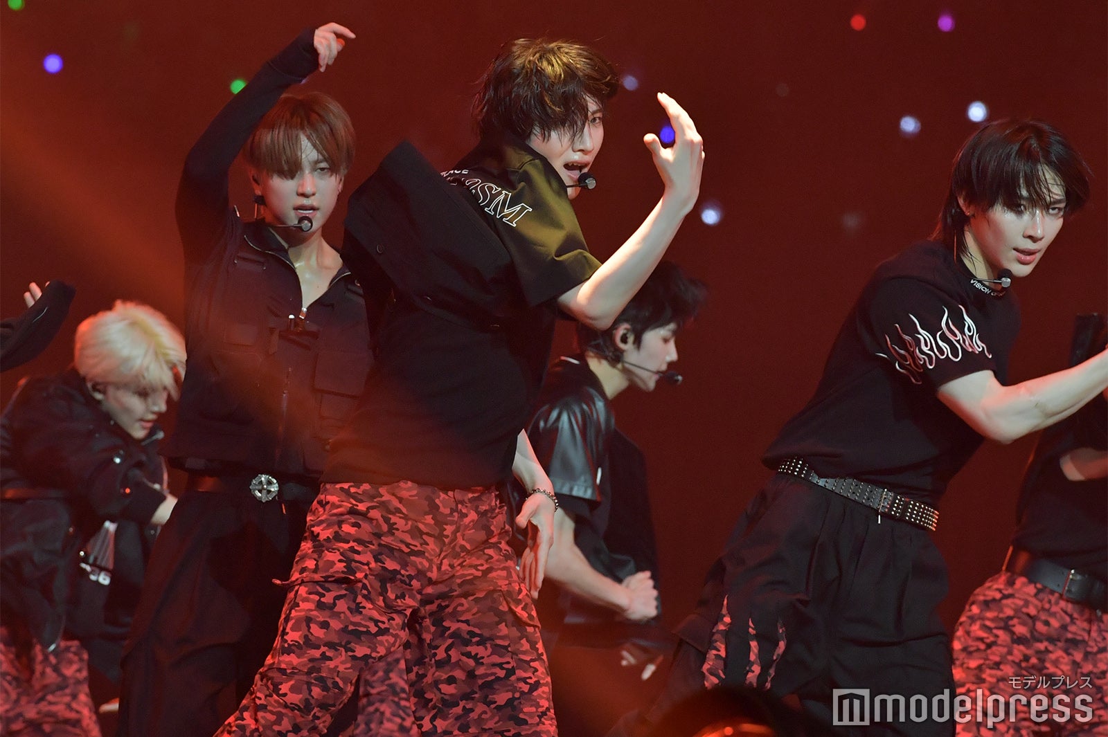 「BEAT AX」&TEAM（C）モデルプレス