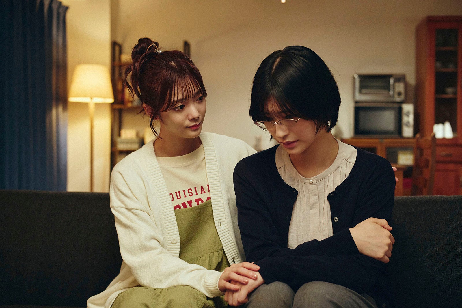 田村保乃、黎架「Qrosの女」第8話（C）「Qrosの女」製作委員会