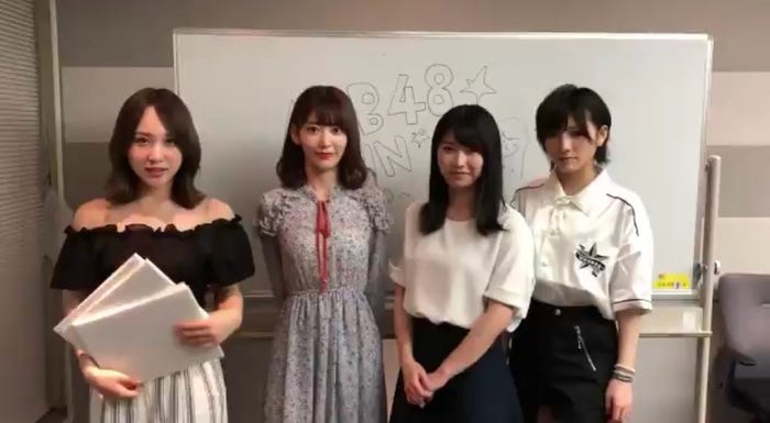 高橋朱里1st写真集公式ツイッター(@juri_1st_0724)より