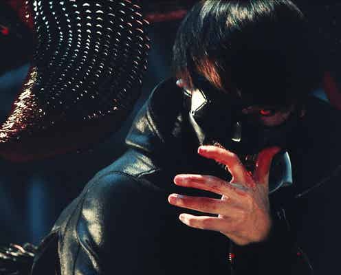 窪田正孝、赫眼状態で戦闘態勢 「東京喰種」新ビジュアル解禁