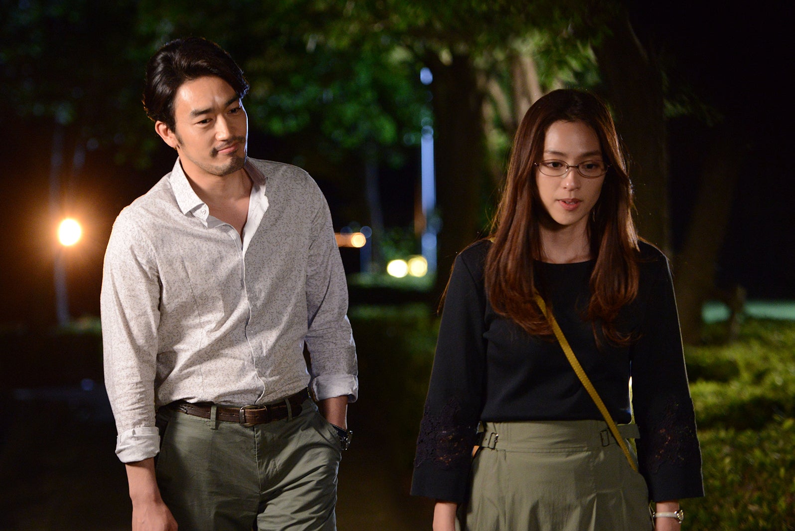 大谷亮平、中村アン／「ラブリラン」最終話より（C）読売テレビ