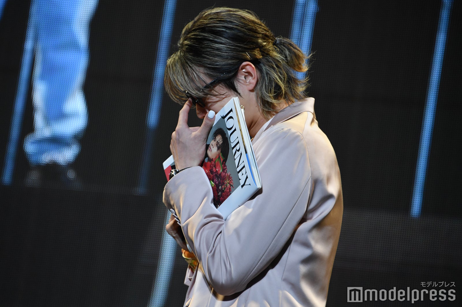 涙するやまと（C）モデルプレス