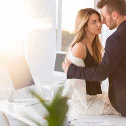 モデルプレス - 悪いとはわかっているけれど…。私たちが不倫をしてしまったわけ