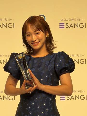 川栄李奈 真っ白で健康な歯への強いこだわりを告白「歯磨き、フロス、矯正3回、ホワイトニングも」