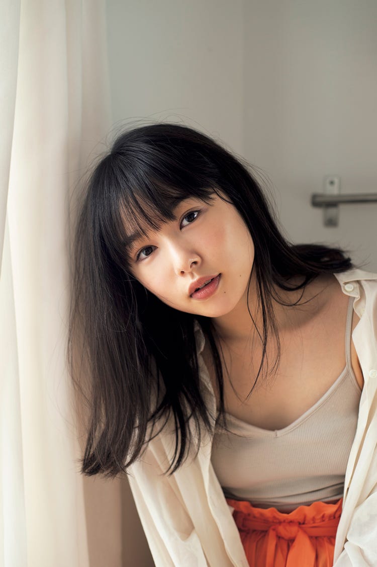 桜井日奈子　水着 