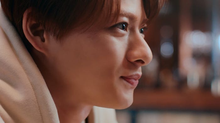 平野紫耀「みんなを生きるな。自分を生きよう。2024」篇より(提供写真)