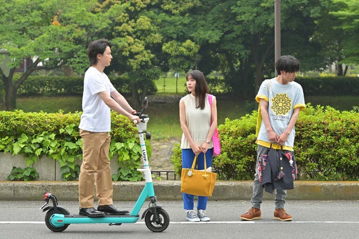 中村倫也、有村架純、赤楚衛二「石子と羽男―そんなコトで訴えます?―」第4話より(C)TBS