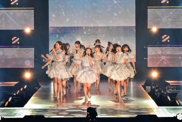 乃木坂46(C)Rakuten GirlsAward 2023 AUTUMN/WINTER