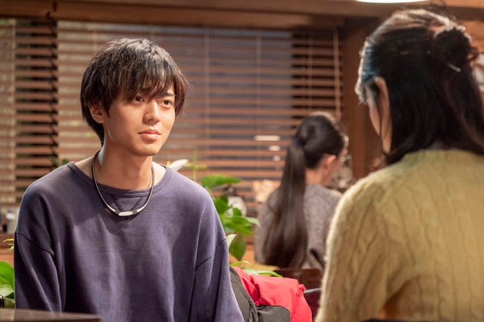 永瀬廉、蒔田彩珠 (C)NHK