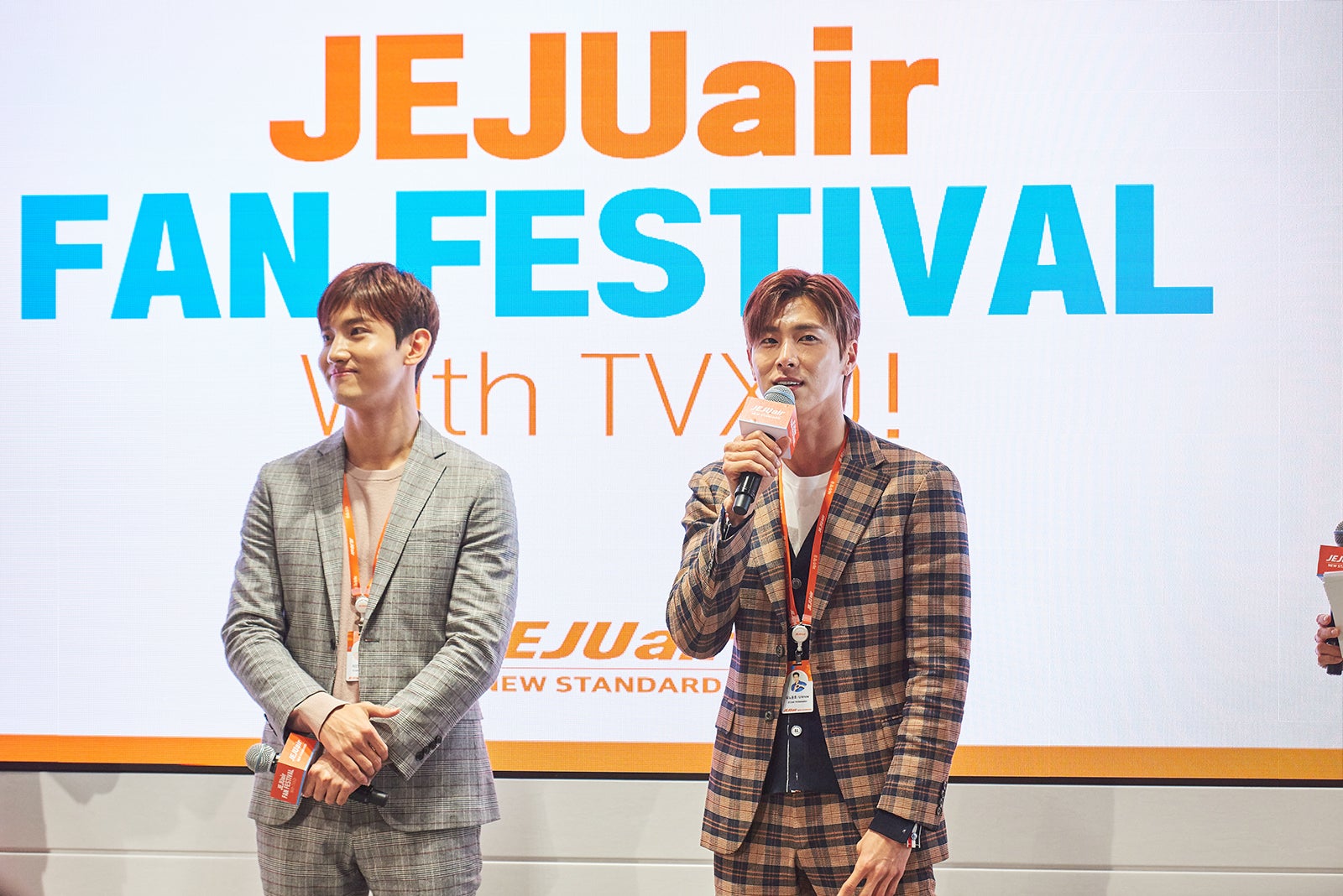 東方神起（左から）チャンミン、ユンホ（提供写真）